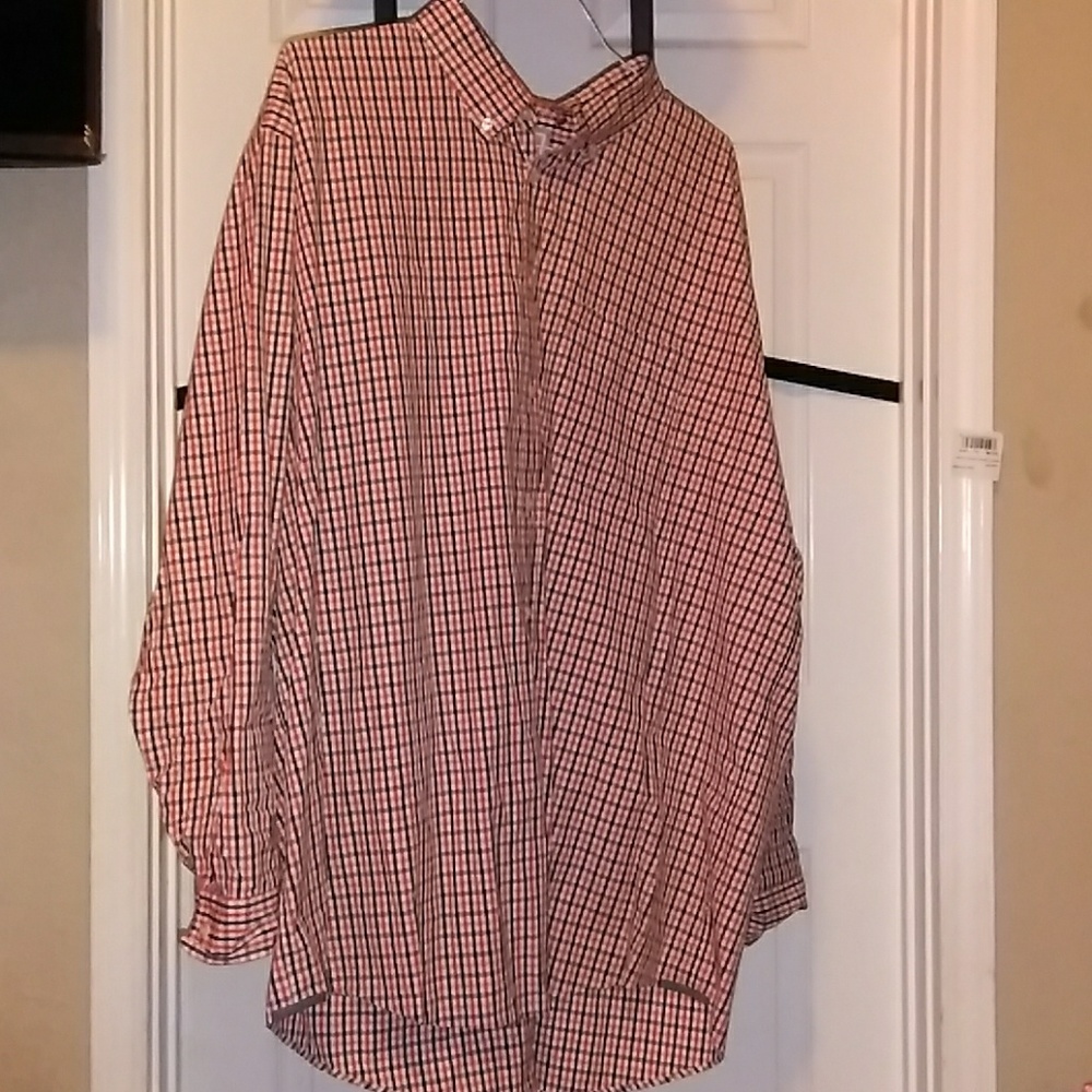Men's collared button up